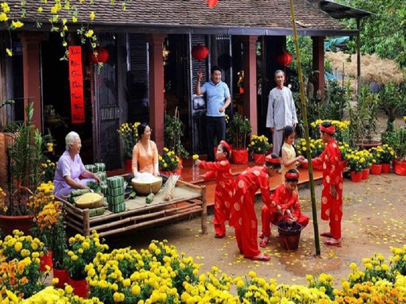 Qua tang KaiShop Xông đất đầu năm - nét đẹp văn hóa Việt